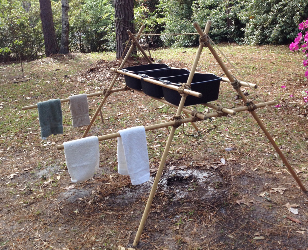 Ingenious Scout dishwashing rack made from hiking poles