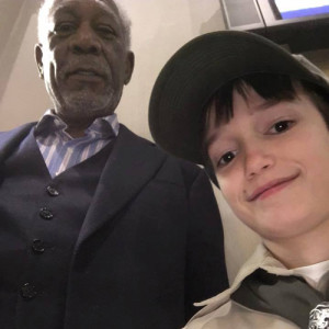 Morgan-Freeman-selfie-with-Boy-Scout