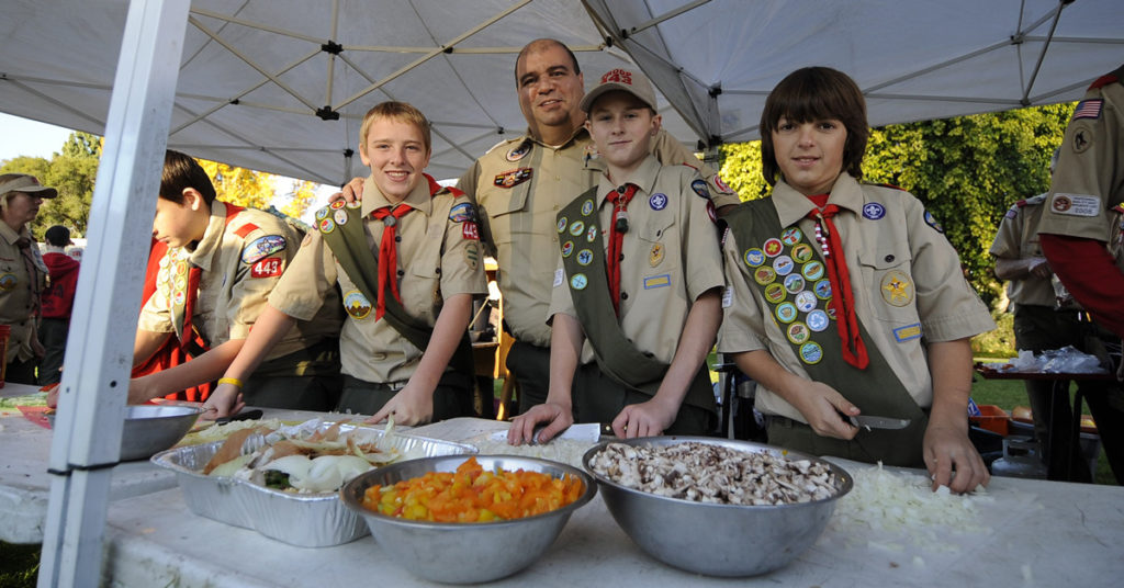 Tico-Perez-with-Scouts