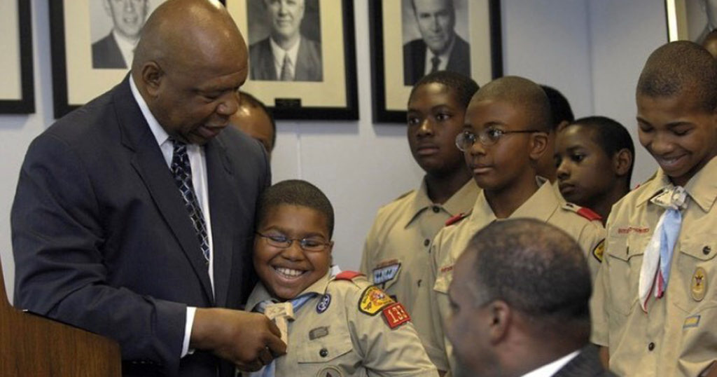 Rep Cummings and Scouts