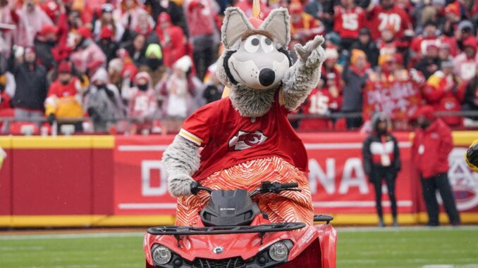 Kansas City Chiefs mascot "KC Wolf"
